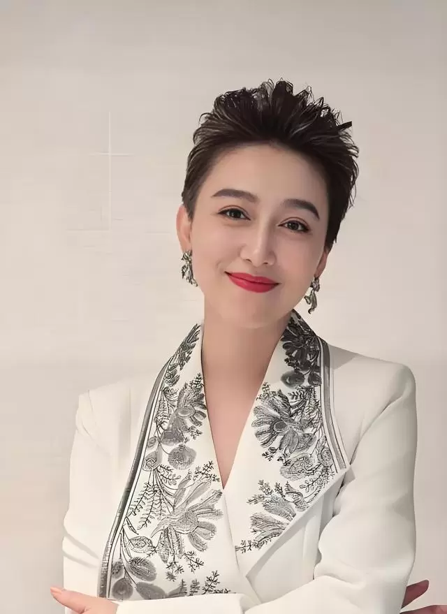 丁柳元陈丽娜谭维维等五位自贡籍演员影视履历梳理:现场图 丁柳元陈丽娜谭维维等五位自贡籍演员影视履历梳理:现场图