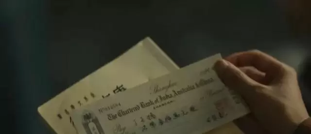 张云魁玉娇上海重逢，《追风者》第24集珠链与蚕豆成关键信物：现场图