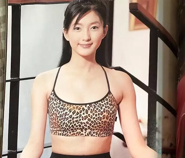 江疏影现身北京电影节后续讨论升温：相关图片