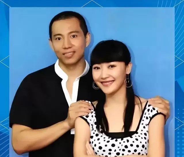 谷智翔内蒙古拍戏坠马致胸12椎粉碎，阿斯茹全程陪护四年助其康复：相关图片